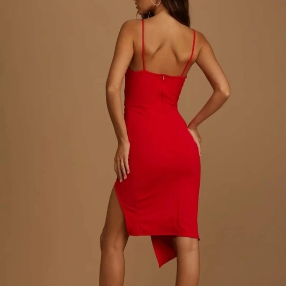 Red Dress - Picture 2 of 5